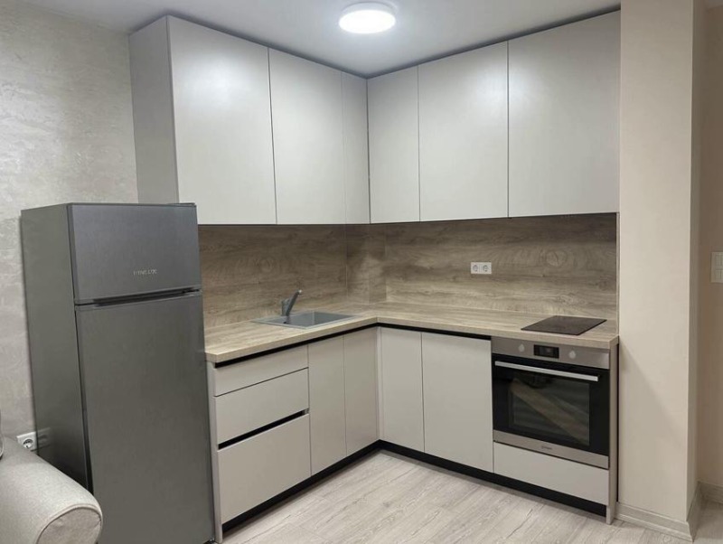 Дава под нем  3-стаен, град Пловдив, Кършияка •  920 € • ID 15816755 — holmes.bg - [1] 