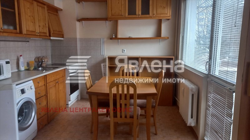 Дава под наем 2-СТАЕН, гр. София, Иван Вазов, снимка 4 - Апартаменти - 53183336