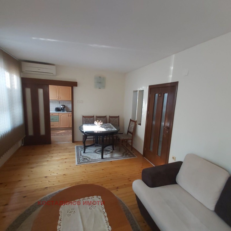 A louer  Étage de la maison Plovdiv , Kamenitsa 1 , 110 m² | 48418490 - image [2]