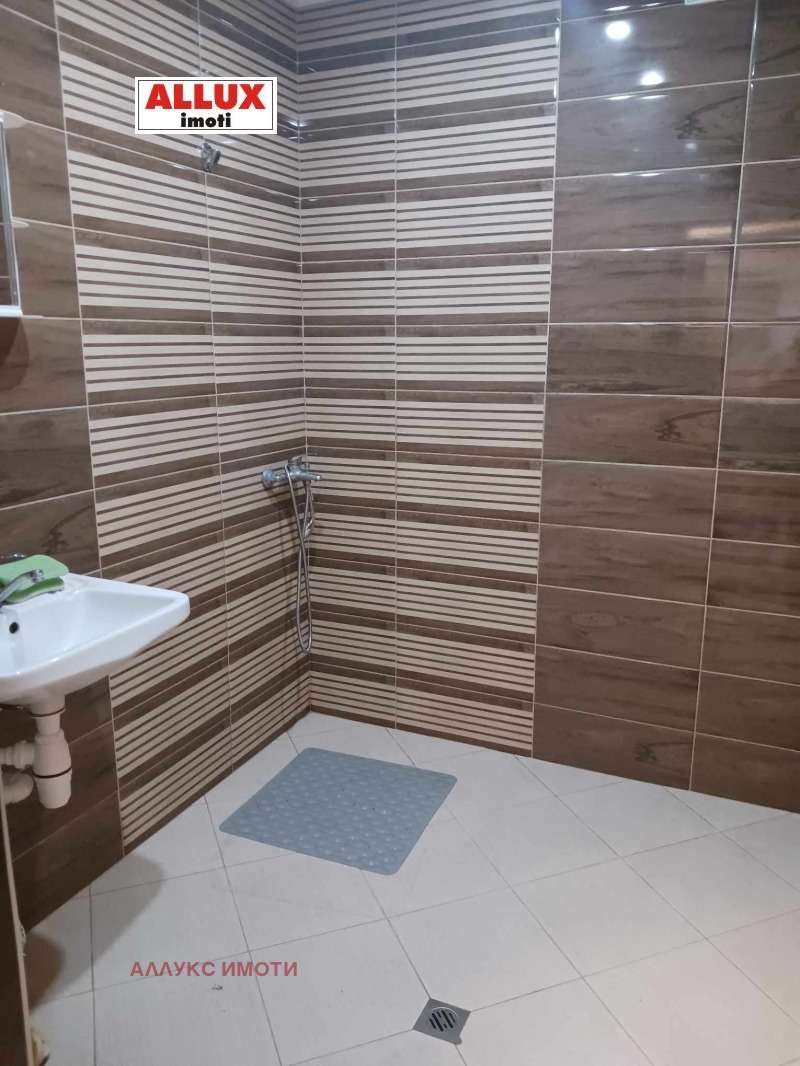 Дава под наем 3-СТАЕН, гр. Русе, Ялта, снимка 4 - Апартаменти - 53594499