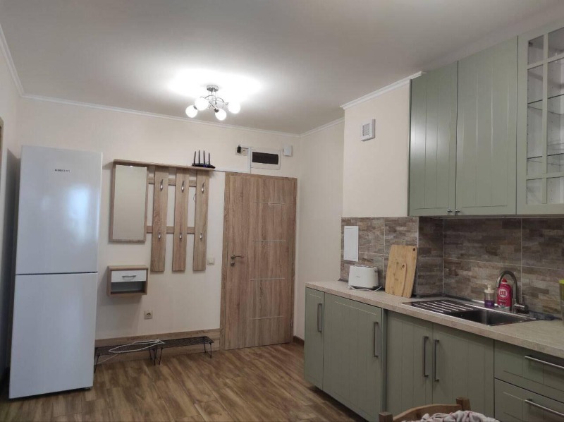 Издаје се  2 спаваће собе Бургас , Зорница , 60 м2 | 74894513 - слика [2]