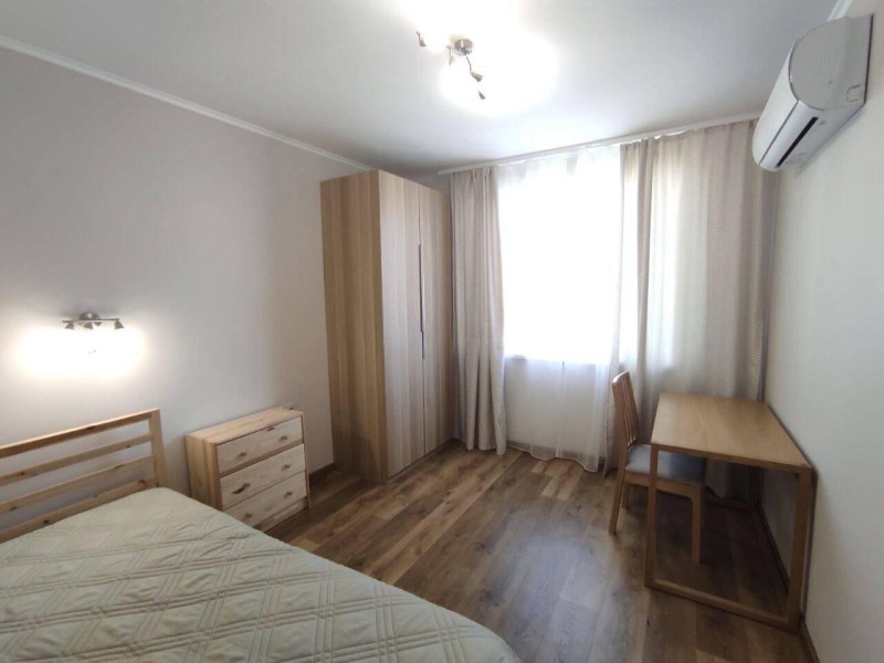 Издаје се  2 спаваће собе Бургас , Зорница , 60 м2 | 74894513 - слика [6]