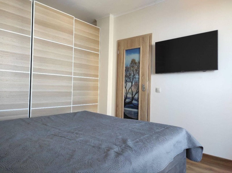 Издаје се  2 спаваће собе Бургас , Зорница , 60 м2 | 74894513 - слика [3]