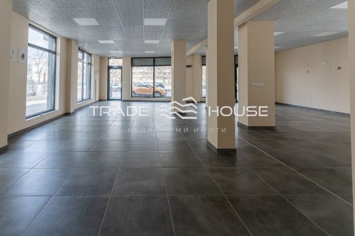 K pronájmu  Prodejna Plovdiv , Južen , 178 m2 | 21820207 - obraz [3]