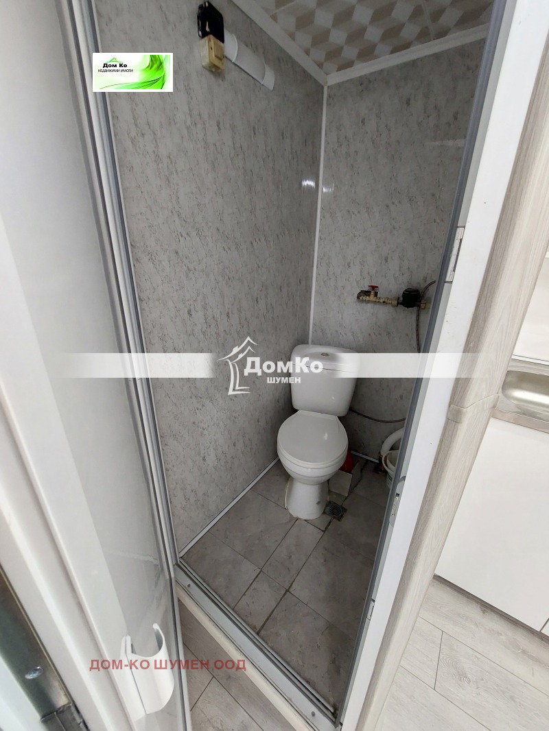 Дава под наем МАГАЗИН, гр. Шумен, Център, снимка 2 - Магазини - 52329499