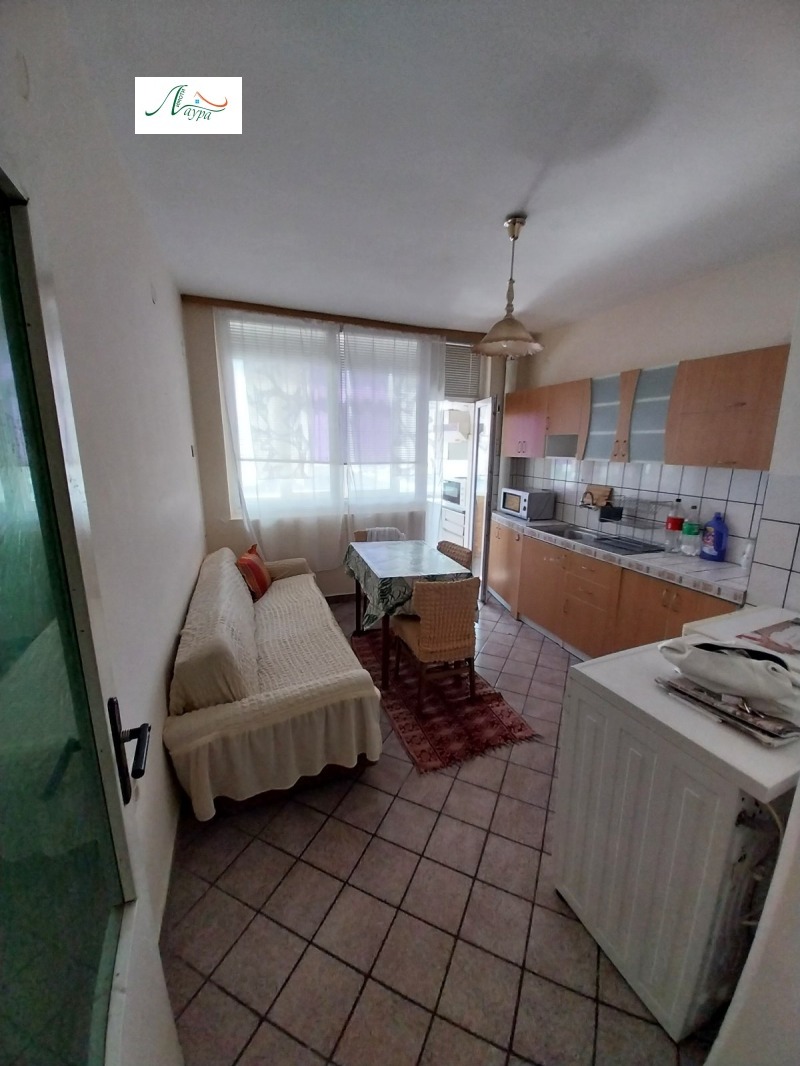 Дава под наем  2-стаен град Шумен , Тракия , 78 кв.м | 88230994 - изображение [2]