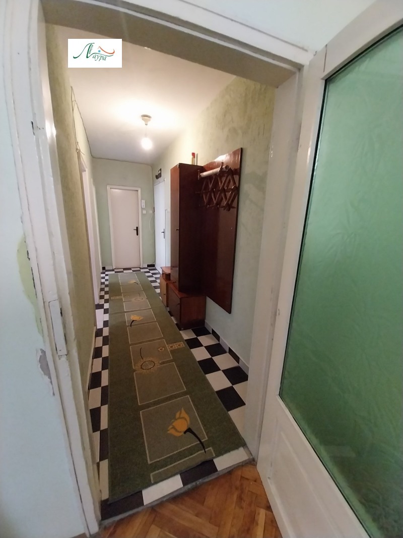 Дава под наем  2-стаен град Шумен , Тракия , 78 кв.м | 88230994 - изображение [9]