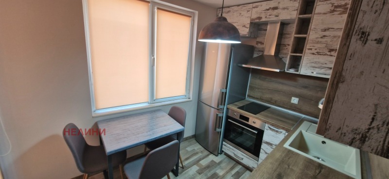 Te huur  Studio Ruse , Tsentar , 55 m² | 31835904