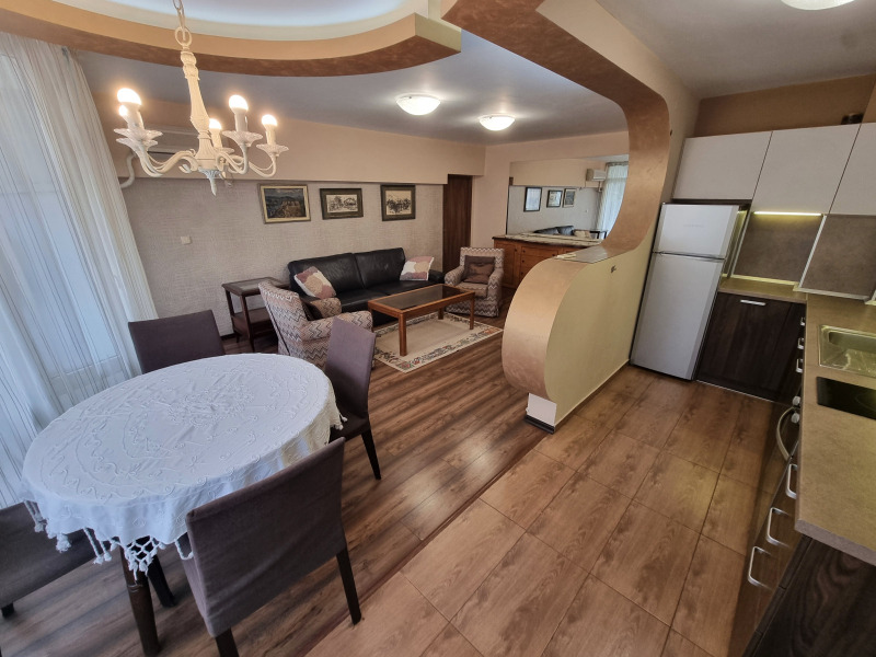 K pronájmu  2 ložnice Sofia , Centar , 90 m2 | 69395712 - obraz [3]