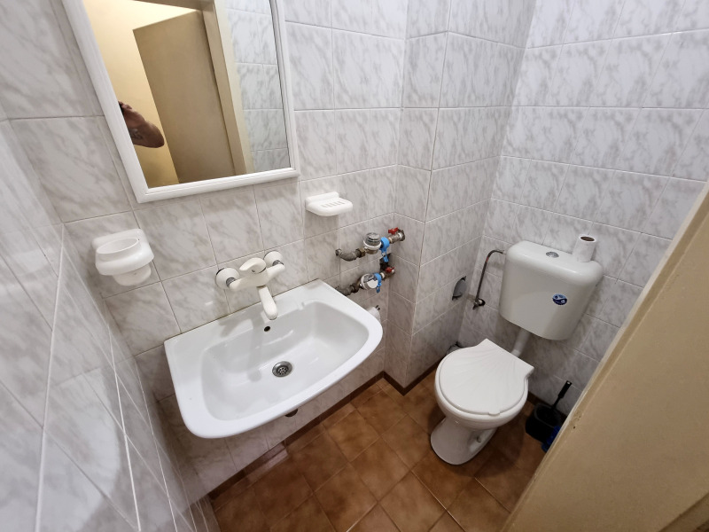 K pronájmu  2 ložnice Sofia , Centar , 90 m2 | 69395712 - obraz [17]