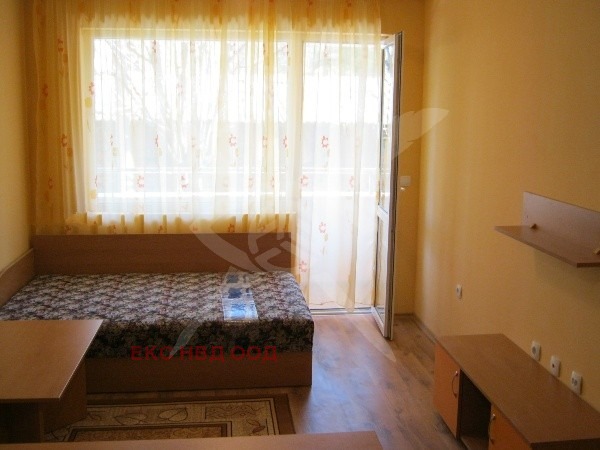 Дава под наем 1-СТАЕН, гр. Пловдив, Каменица 1