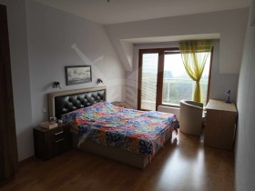 3 Schlafzimmer k.k. Sw.Sw. Konstantin i Elena, Warna 3