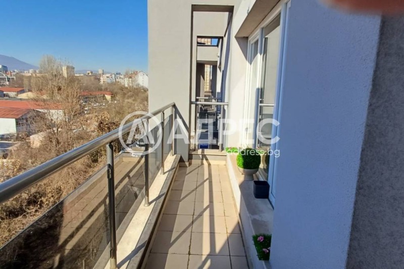 För uthyrning  1 sovrum Sofia , Slatina , 75 kvm | 63210239 - bild [11]