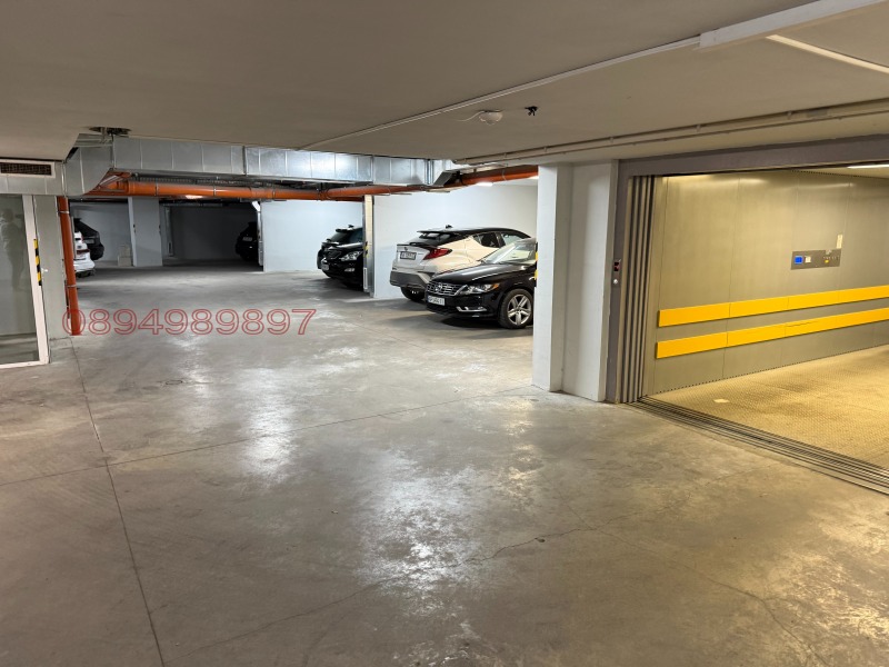 Дава под наем ГАРАЖ, ПАРКОМЯСТО, гр. Варна, Централна поща, снимка 3 - Гаражи и паркоместа - 52778958