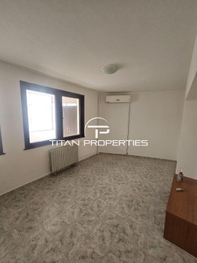 1 ložnice Slavejkov, Burgas 6