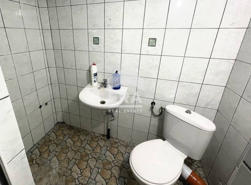 Дава под наем МАГАЗИН, гр. Кърджали, Център, снимка 6 - Магазини - 53736076