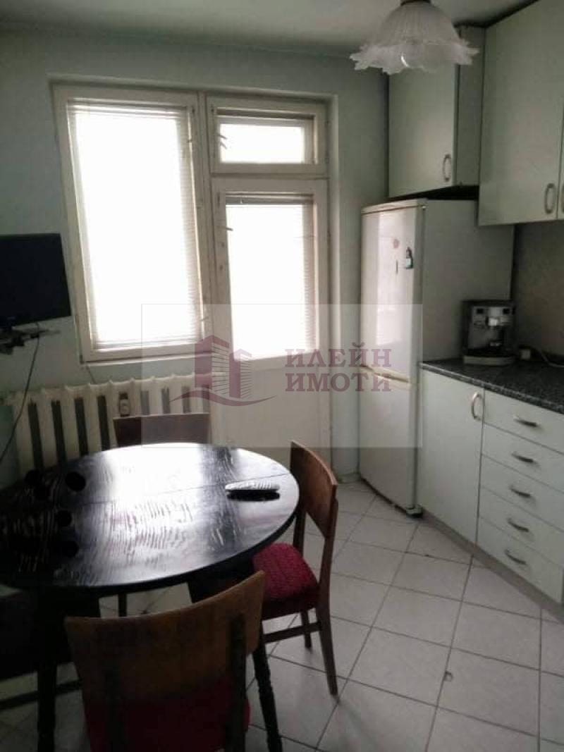 Da affittare  2 camere da letto Ruse , Tsentar , 84 mq | 52566702 - Immagine [2]
