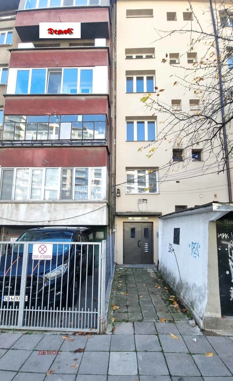 Дава под наем 3-СТАЕН, гр. София, Оборище, снимка 12 - Апартаменти - 52573765