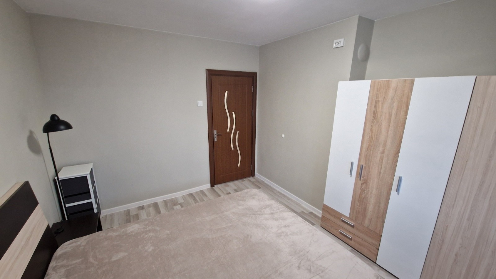 ���� ��� ���� 1-����� | Imot.bg � ����������� 12