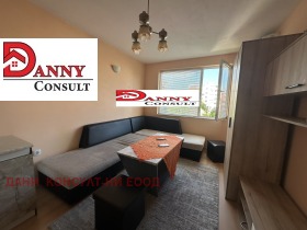 1 dormitorio Akatsiya, Veliko Tarnovo