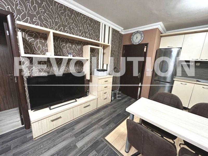 Te huur  2 slaapkamers Varna , Vazrazjdane 1 , 80 m² | 41284598