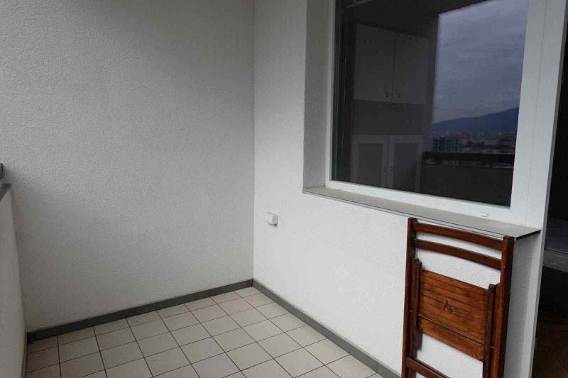 Дава под наем 4-СТАЕН, гр. София, Света Троица, снимка 15 - Апартаменти - 52722822