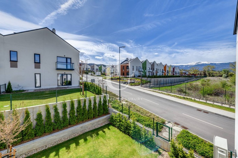 Издаје се  Кућа Софија , в.з.Врана - Лозен , 165 м2 | 59839075 - слика [5]