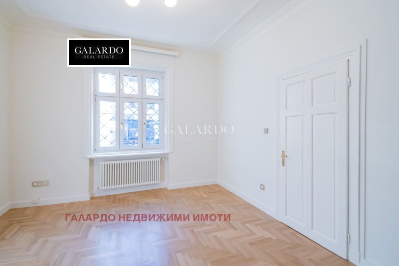 Дава под наем КЪЩА, гр. София, Център, снимка 14 - Къщи - 53147343