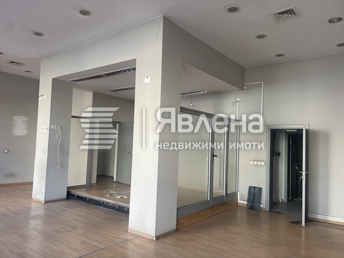 Издаје се  Схоп Софија , Центар , 98 м2 | 68901256 - слика [3]