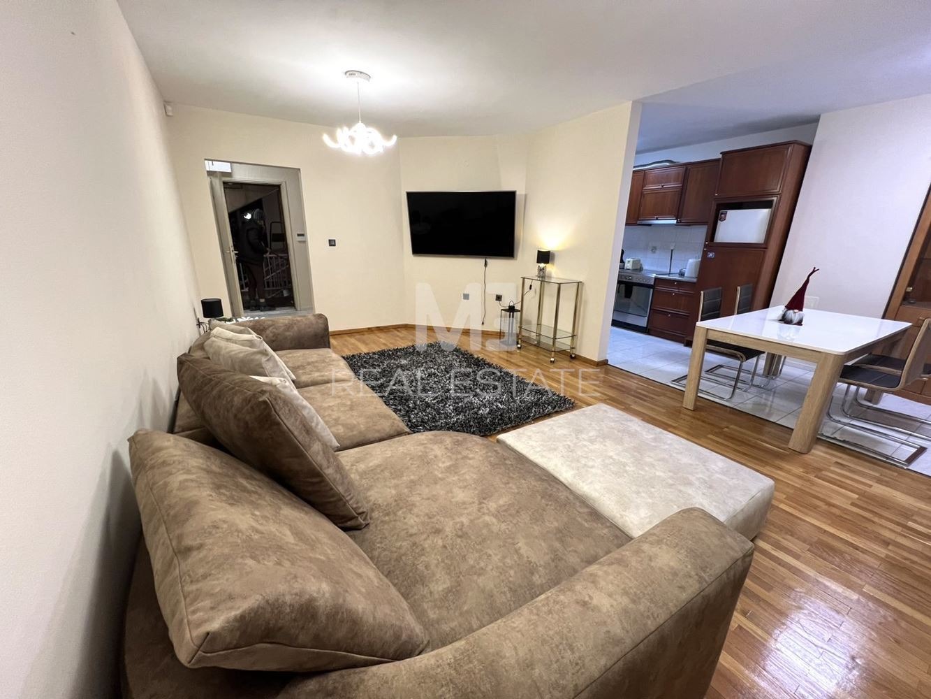 Дава под наем 3-СТАЕН, гр. София, Лозенец