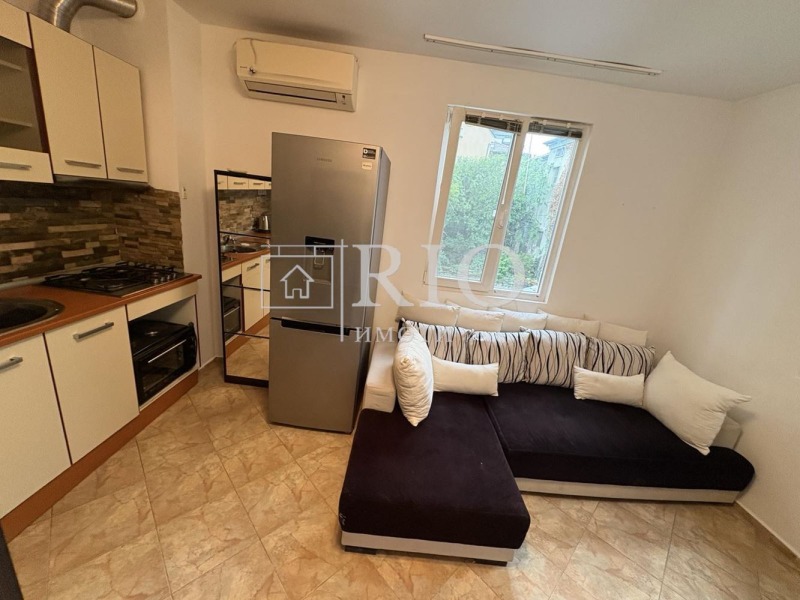Te huur  Studio Plovdiv , Tsentar , 30 m² | 98650858 - afbeelding [2]