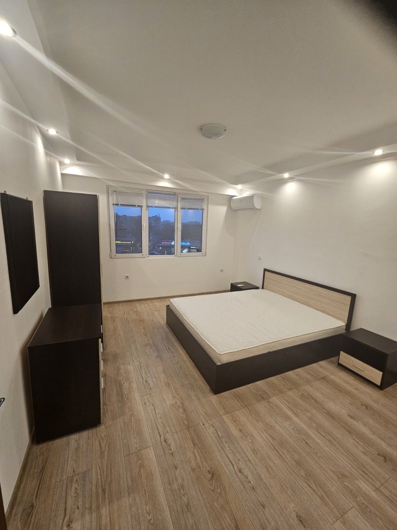 Дава под наем 3-СТАЕН, гр. Пловдив, Кючук Париж, снимка 10 - Апартаменти - 53284293