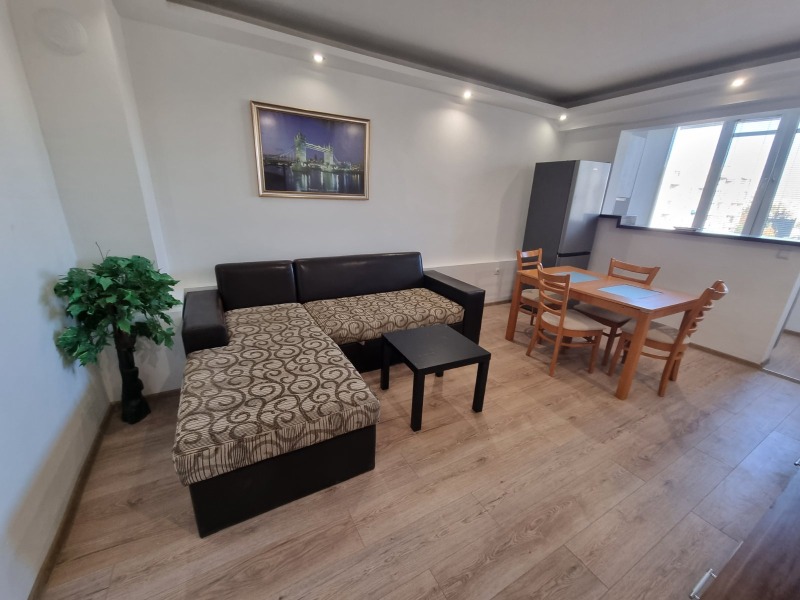 Дава под наем 3-СТАЕН, гр. Пловдив, Кючук Париж, снимка 4 - Апартаменти - 53284293