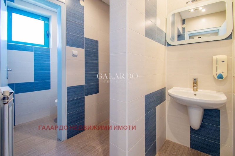Дава под наем  Офис град София , Център , 300 кв.м | 86788878 - изображение [15]