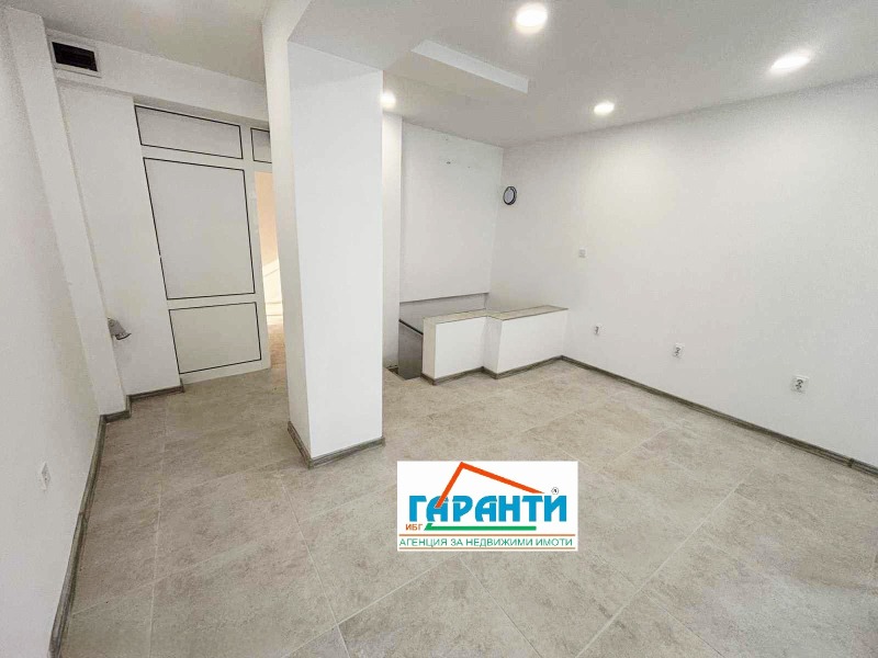 Дава под наем ОФИС, гр. Пловдив, Кършияка, снимка 2 - Офиси - 53197394