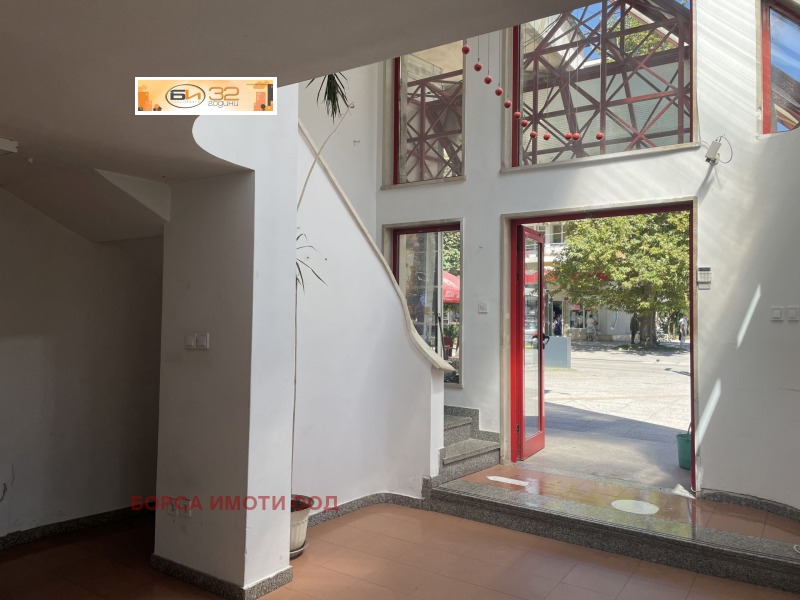 Te huur  Winkel Vratsa , Tsentar , 86 m² | 82492805