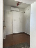 Под наем МАГАЗИН, град Враца, Център • 1125 € / 2200.31 лв. • 89563441 4