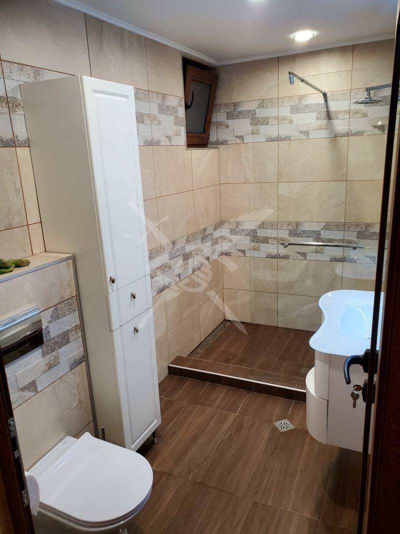 Дава под наем  3-стаен град София , Изгрев , 85 кв.м | 78018927 - изображение [8]