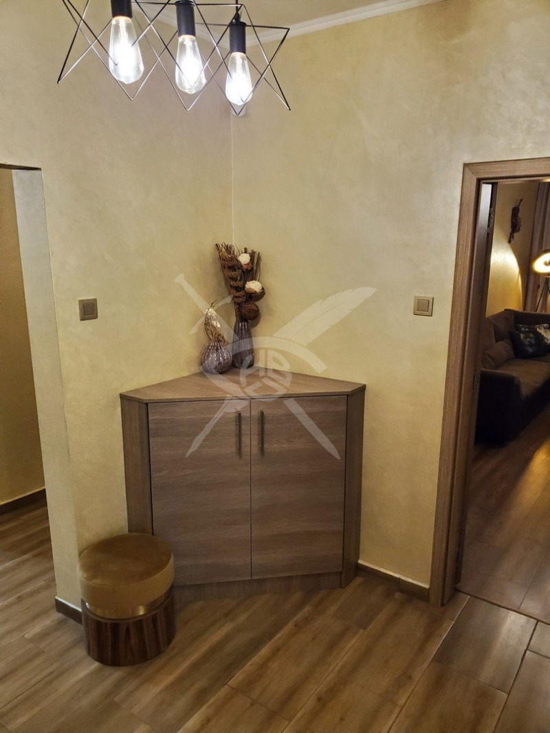 Дава под наем  3-стаен град София , Изгрев , 85 кв.м | 78018927 - изображение [5]