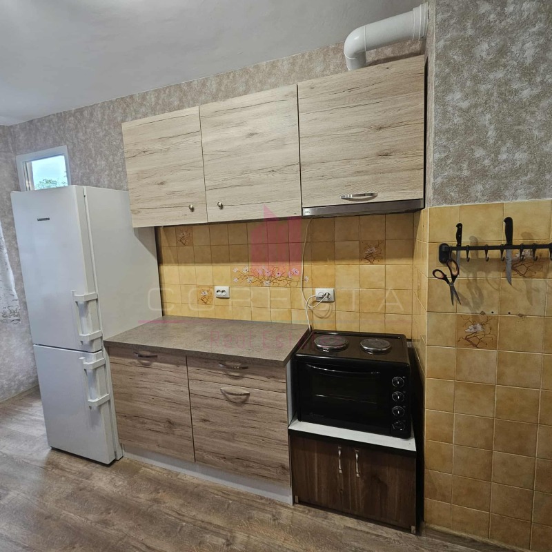 Дава под наем  2-стаен град Русе , Център , 70 кв.м | 31316864 - изображение [4]