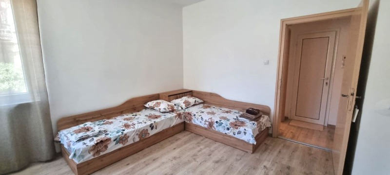 Дава под наем  Многостаен град Бургас , Център , 100 кв.м | 15977760 - изображение [10]