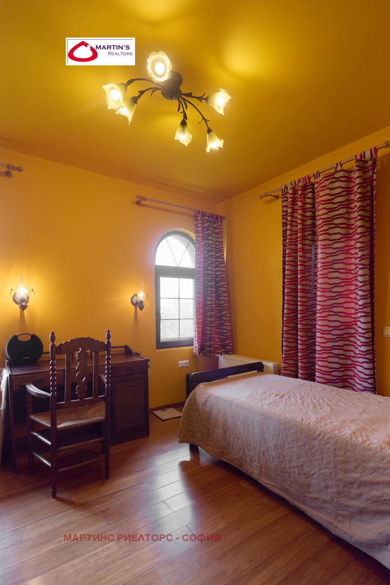 Vuokrattavana  Talo Sofia , Bistritsa , 269 neliömetriä | 97149233 - kuva [13]