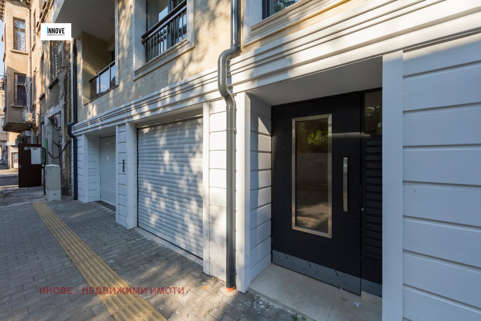 Дава под наем ГАРАЖ, ПАРКОМЯСТО, гр. София, Център, снимка 2 - Гаражи и паркоместа - 53755927