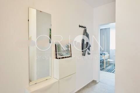 Дава под наем 3-СТАЕН, гр. София, Лозенец, снимка 6 - Апартаменти - 54064739