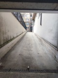 Под наем ГАРАЖ, ПАРКОМЯСТО, град София, Изток • 220 € / 430.28 лв. • 77140596 3