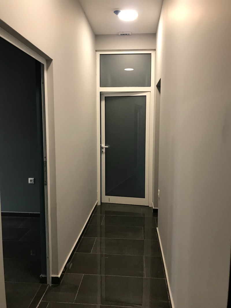 Da affittare  Ufficio Sofia , Vitosha , 133 mq | 51872006 - Immagine [11]
