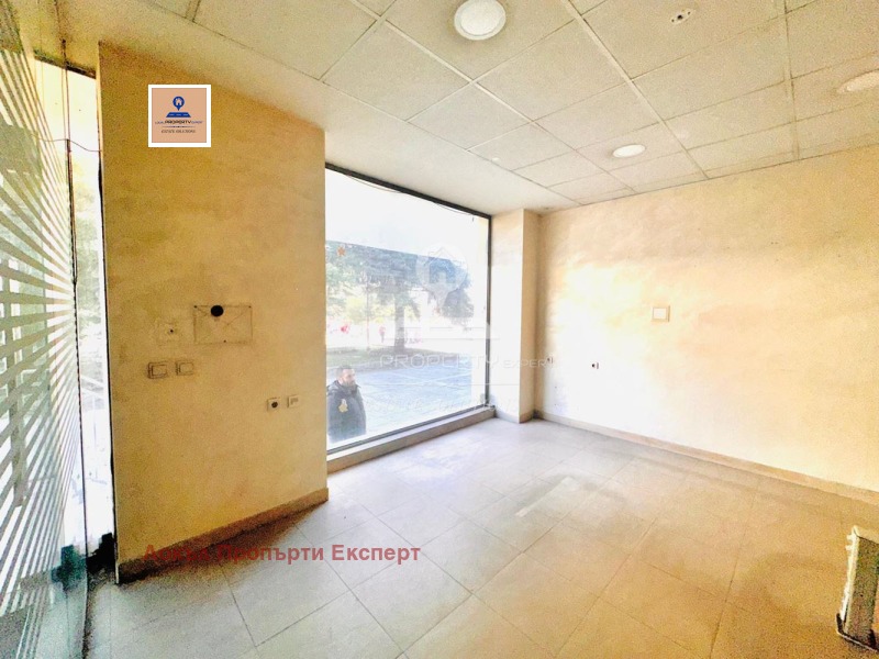 Дава под наем ОФИС, гр. Банско, област Благоевград, снимка 8 - Офиси - 53202743