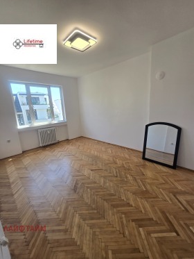 Büro Zentar, Sofia