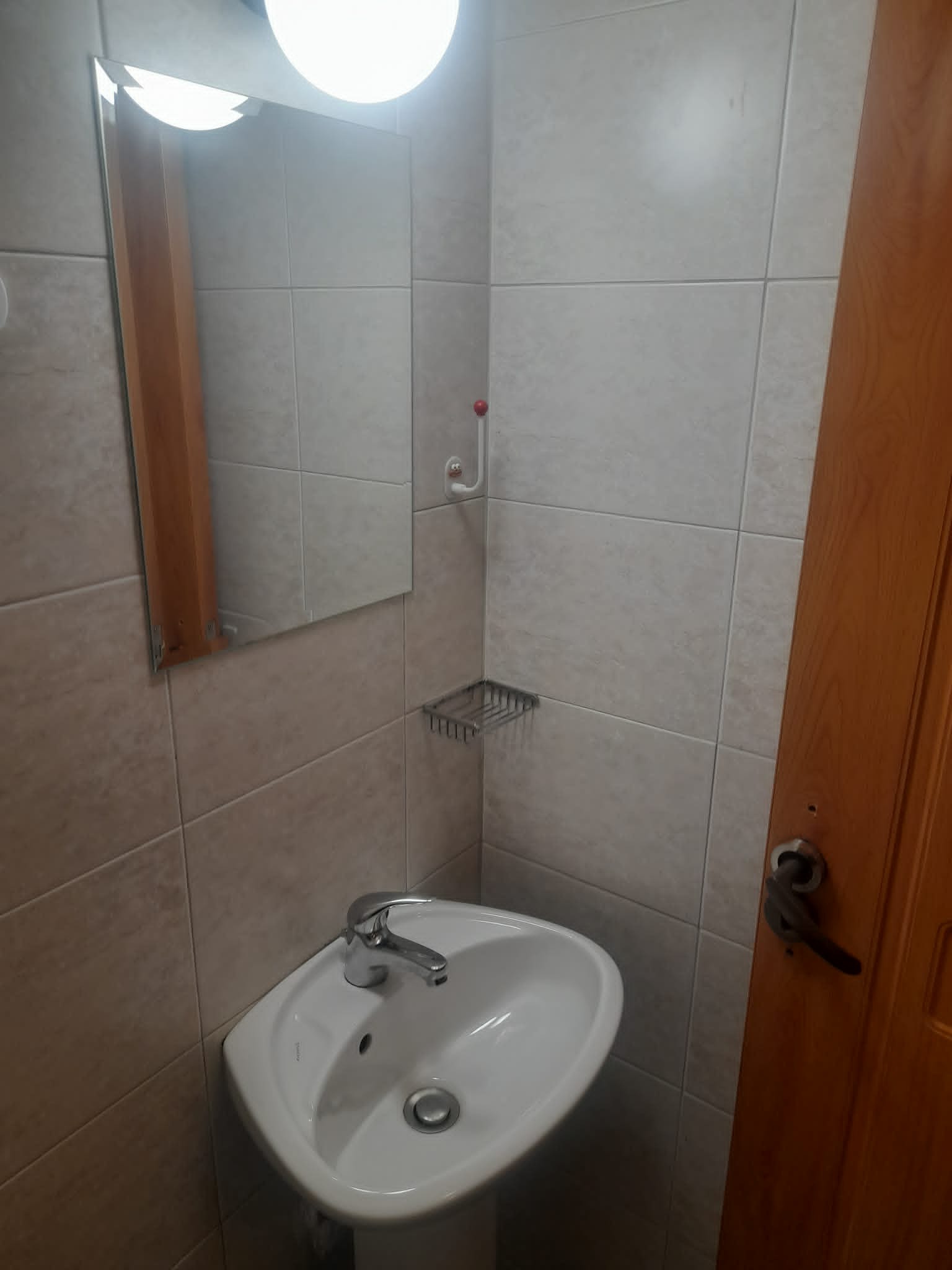Дава под наем 2-СТАЕН, гр. София, Редута, снимка 10 - Апартаменти - 54955776