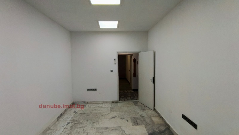 Zu vermieten  Geschäft Ruse , Zentar , 25 qm | 13565606 - Bild [2]